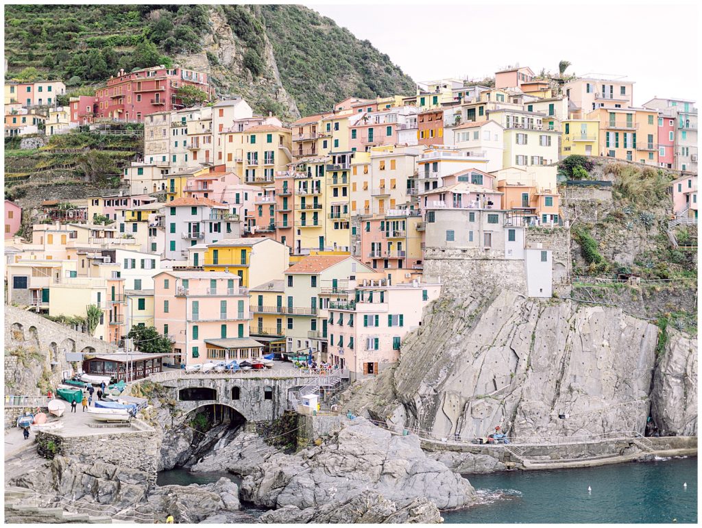 Italy destination wedding photographer in Cinque Terre
