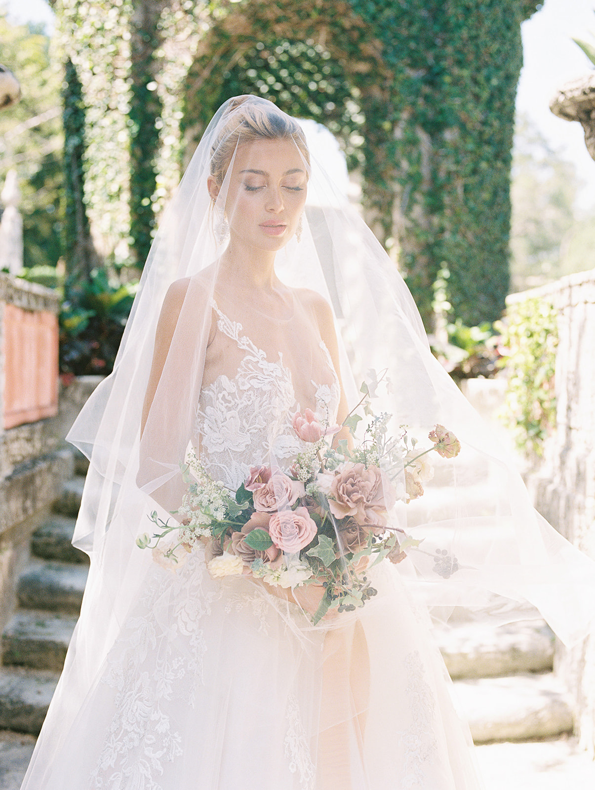 Bride at Vizcaya Museum & Gardens wedding
